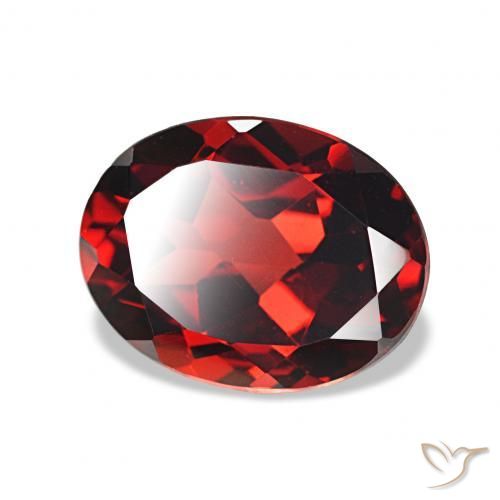 Granato Almandino Rosso Sangue Profondo naturale da 2.20 ct, Ovale, VVS