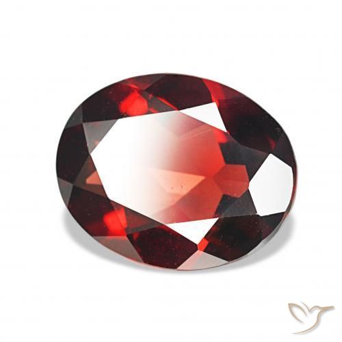 Granato Almandino Rosso scuro naturale da 3.41 ct, Ovale, VVS-VS