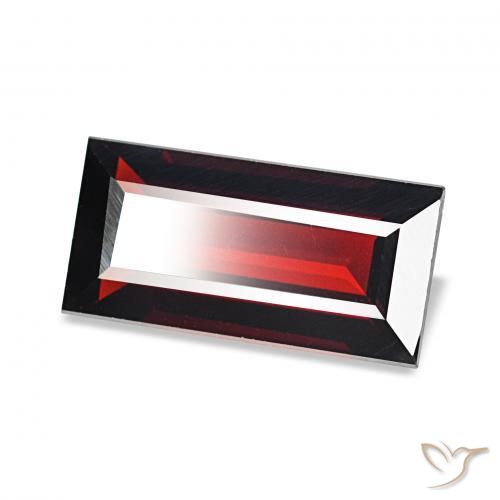 Granato Almandino Rosso scuro naturale da 1.76 ct, Taglio a baguette, VVS