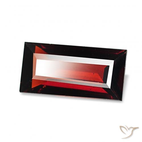 Granato Almandino Rosso scuro naturale da 1.66 ct, Taglio a baguette, VVS