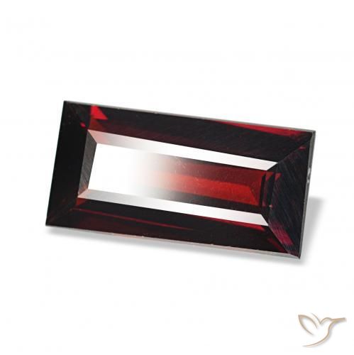 Granato Almandino Rosso scuro naturale da 1.65 ct, Taglio a baguette, VVS