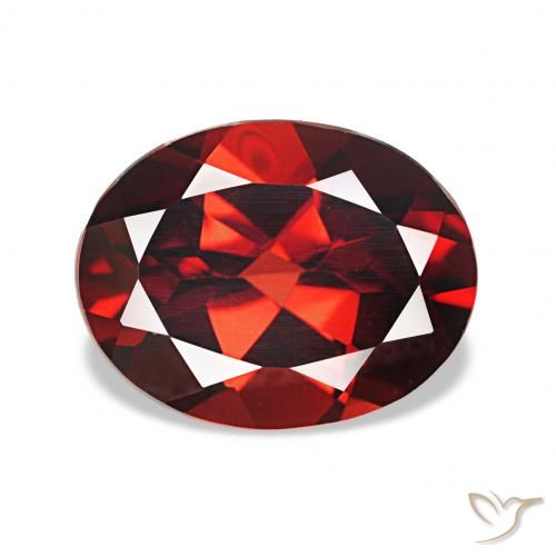 Granato Almandino Rosso scuro naturale da 2.24 ct, Ovale, VVS