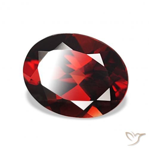 Granato Almandino Rosso scuro naturale da 2.24 ct, Ovale, VVS
