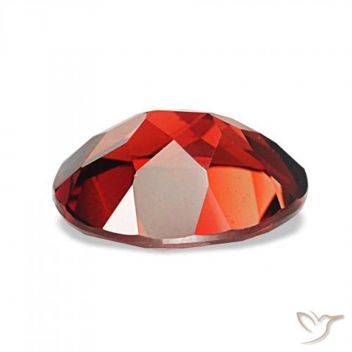 Granato Almandino Rosso scuro naturale da 2.21 ct, Ovale, VVS