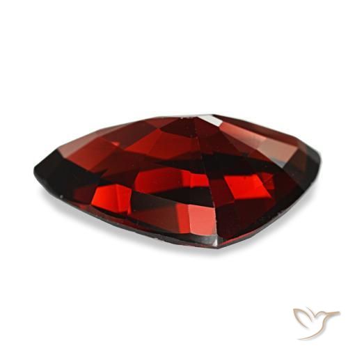 Granato almandino naturale rosso da 6,08 ct, forma fantasia, VS