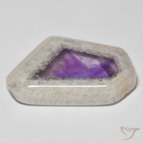 Fetta di geode di ametista Multicolore naturale da 33.91 ct, Taglio a fantasia, Trasparente