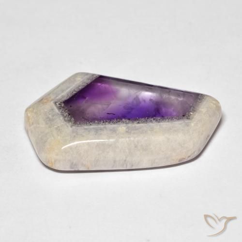 Fetta di geode di ametista Multicolore naturale da 26.36 ct, Taglio a fantasia, Trasparente