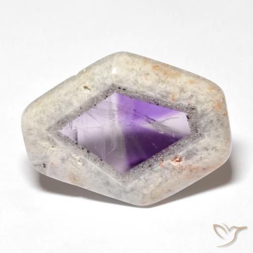 Fetta di geode di ametista naturale multicolore da 31,11 ct, forma fantasia, trasparente