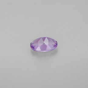 Ametista Viola naturale da 0.56 ct, Taglio ovale, VVS