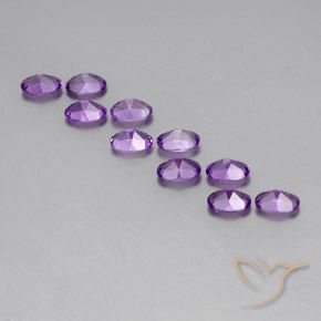 Gemme di Ametista Viola violaceo medio-scuro naturale da 4.01 ct, Ovale, VVS-VS