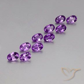Gemme di Ametista Viola violaceo medio-scuro naturale da 4.11 ct, Ovale, VVS-VS
