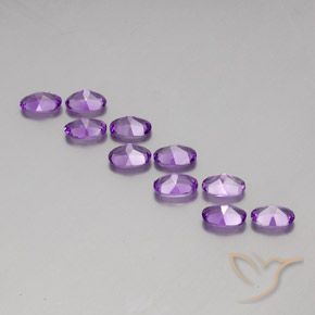 Gemme di Ametista Viola violaceo medio-scuro naturale da 3.97 ct, Ovale, VVS-VS