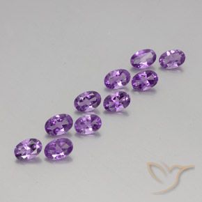 Gemme di Ametista Viola violaceo medio-scuro naturale da 3.96 ct, Taglio ovale, VVS-VS