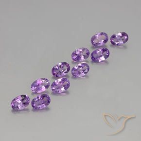 Gemme di Ametista Viola violaceo medio naturale da 3.91 ct, Ovale, VVS-VS