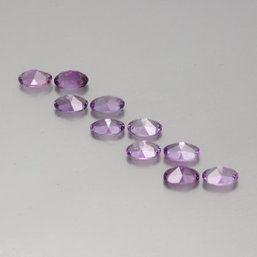 Gemme di Ametista Magenta intenso naturale da 4.11 ct, Taglio ovale, VVS-VS