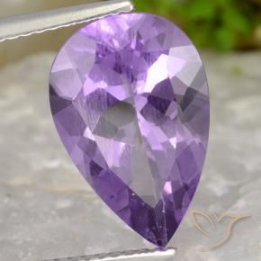 Ametista Viola tendente al rosa naturale da 4.57 ct, Forma a pera, VS