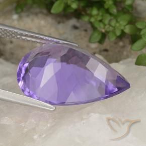 Ametista Viola medio naturale da 8.52 ct, Forma a pera, VVS-VS