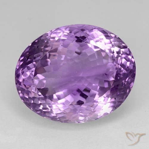 32.18ct Naturale Viola violaceo medio Ametista, Ovale, VVS