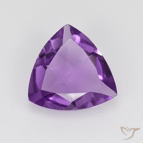 Ametista Viola violaceo medio-scuro naturale da 1.36 ct, Taglio trillion, VVS-VS