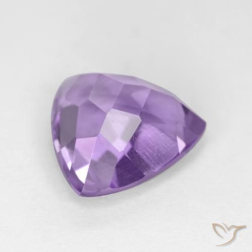 Ametista Viola tendente al rosa naturale da 3.08 ct, Taglio trillion, VS