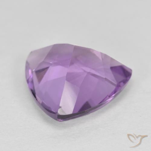 Ametista Viola tendente al rosa naturale da 2.70 ct, Taglio trillion, VS