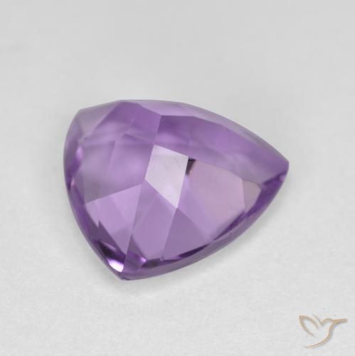 Ametista Viola tendente al rosa naturale da 2.82 ct, Taglio trillion, VS