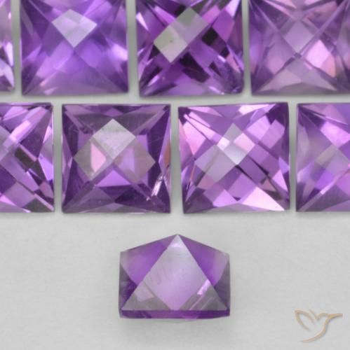 Ametista Viola medio naturale da 0.70 ct, Quadrato, VVS-VS