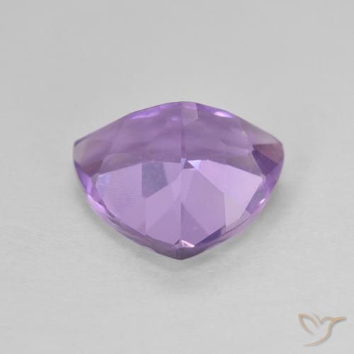 Ametista Viola tendente al rosa naturale da 2.77 ct, Taglio trillion, VVS