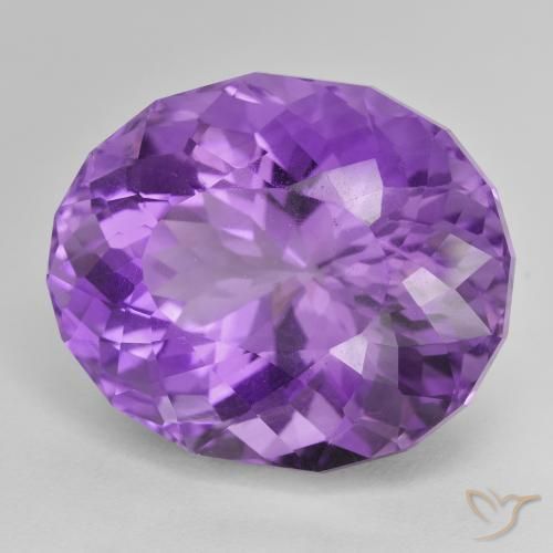 Ametista Viola Intenso naturale da 33.08 ct, Ovale, VVS