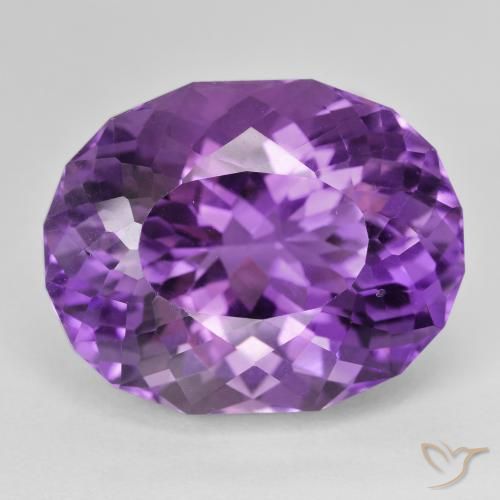30.35ct Naturale violaceo Ametista, Ovale, VVS