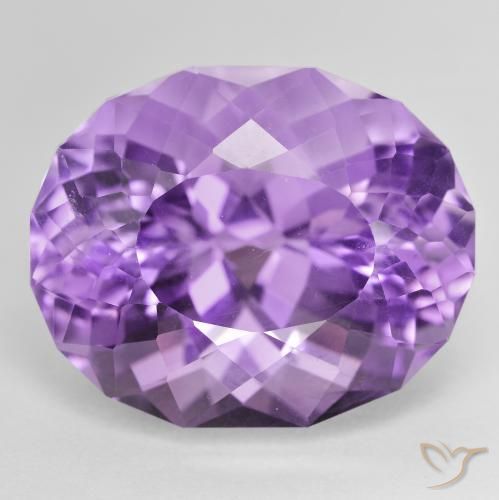 28.91ct Naturale Viola medio Ametista, Ovale, VVS-VS