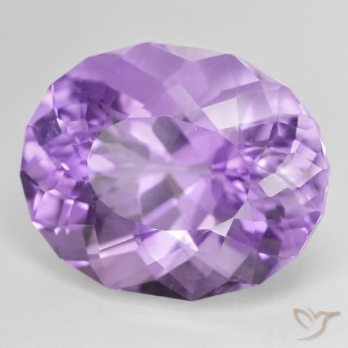 Ametista Viola medio naturale da 28.91 ct, Ovale, VVS-VS