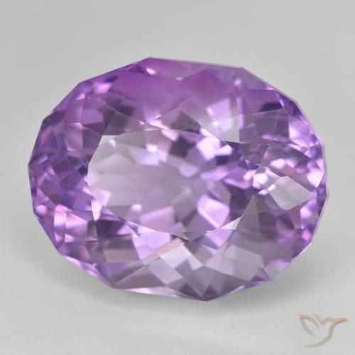 Ametista Viola chiaro-medio naturale da 31.42 ct, Ovale, VVS