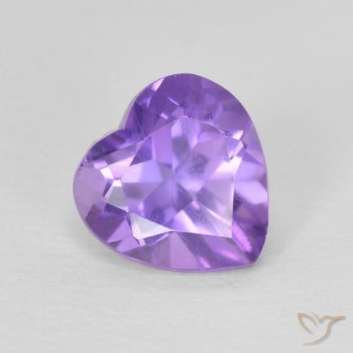 Ametista Viola medio naturale da 0.72 ct, Cuore, VS