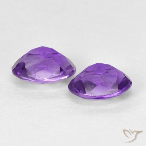 Gemme di Ametista Viola scuro naturale da 0.82 ct, Taglio ovale, VVS