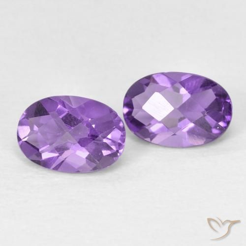 Gemme di Ametista viola vivido naturale da 0.86 ct, Ovale, VVS
