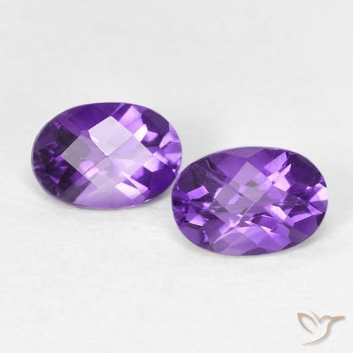 Gemme di Ametista viola vivido naturale da 0.84 ct, Ovale, VS