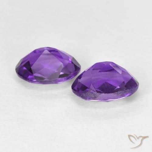 Gemme di Ametista viola vivido naturale da 0.84 ct, Ovale, VS