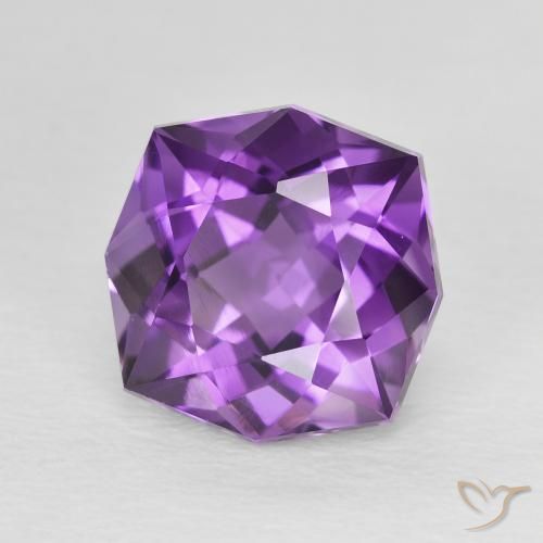 Ametista Viola Intenso naturale da 3.97 ct, Forma fantasia, VVS-VS