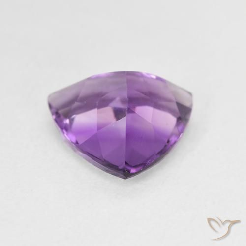 Ametista Viola tendente al rosa naturale da 2.61 ct, Taglio trillion, VVS