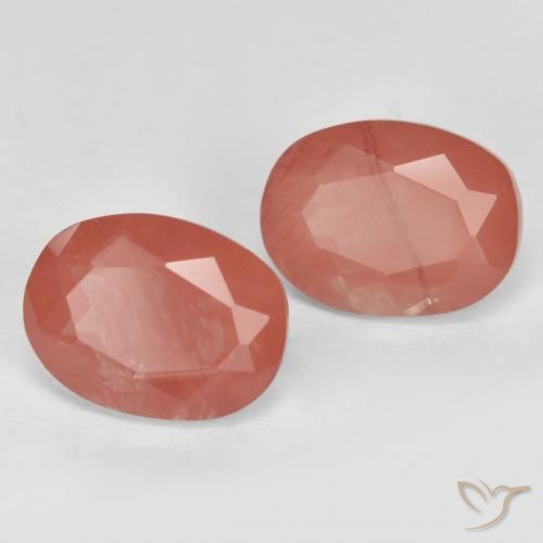 Gemme di Andesina Labradorite Rosso medio naturale da 3.02 ct, Ovale, VS