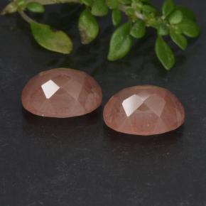 Andesina labradorite naturale rosso da 2,81 ct, taglio ovale, traslucido