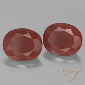 Gemme di Andesina Labradorite Rosso scuro naturale da 6.75 ct, Ovale, Trasparente/Traslucido
