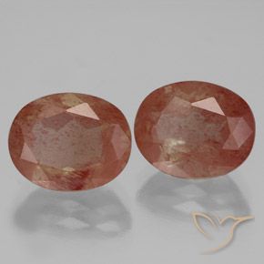 Gemme di Andesina Labradorite Rosso medio naturale da 5.32 ct, Ovale, Traslucido