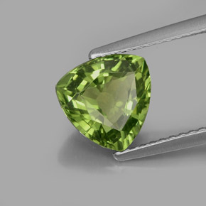 Apatite naturale verde da 1,99 ct, trillion, VS