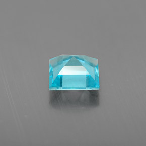 Apatite naturale blu da 0,81 ct, quadrato, VS