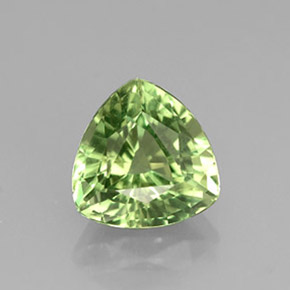 Apatite Verde naturale da 1.36 ct, Taglio trillion, VVS-VS