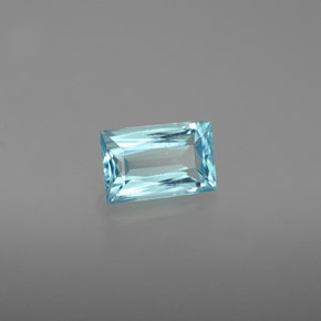 Apatite naturale blu da 0,76 ct, baguette, VS