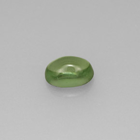 Apatite naturale verde da 0,63 ct, taglio ovale, trasparente