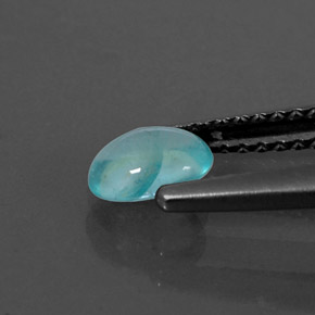 Apatite naturale blu da 0,52 ct, taglio ovale, trasparente